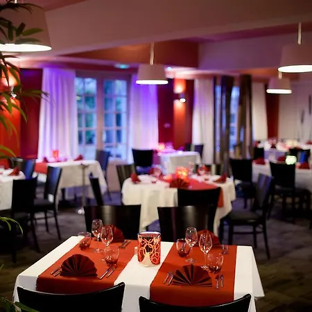 Inter-hotel Blanche De Castille Hotel Dourdan